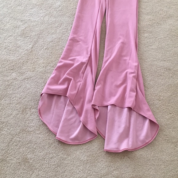 jumpsuit - Picture 2 of 4